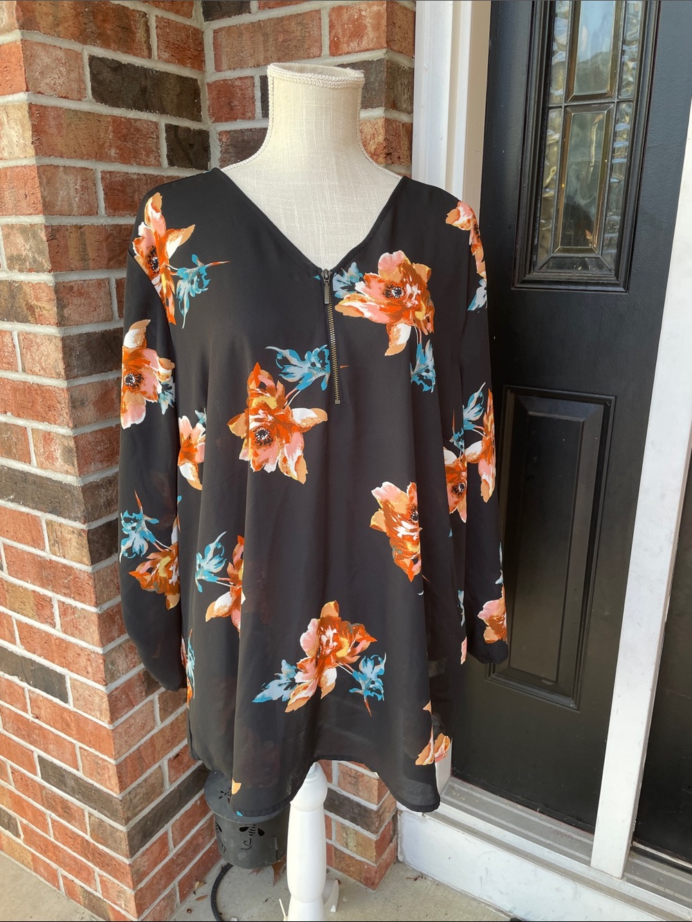 Maurices Zip Flowy Tunic Floral Top plus-size 2